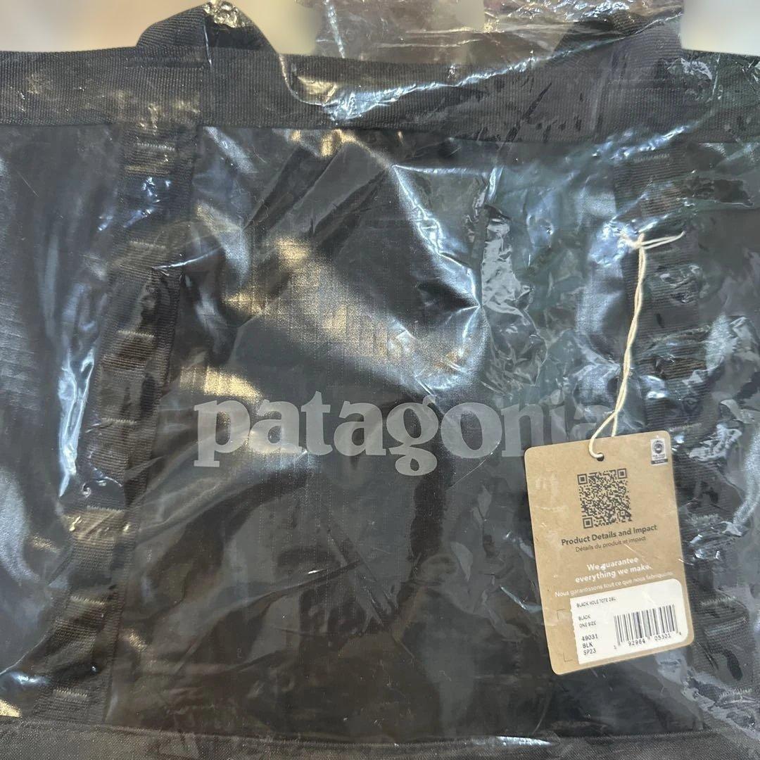 patagonia Black Hole Tote 25L ブラック