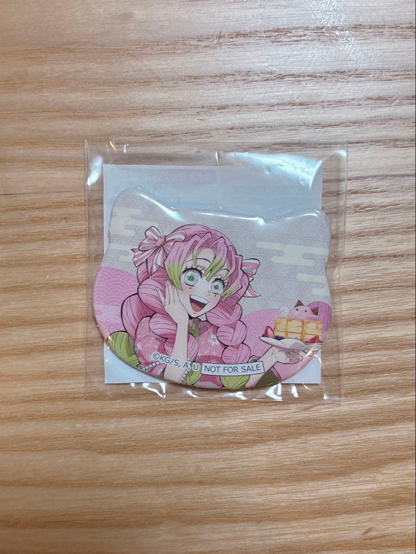 鬼滅の刃 ナンジャタウン 缶バッジ 蜜璃 - メルカリ