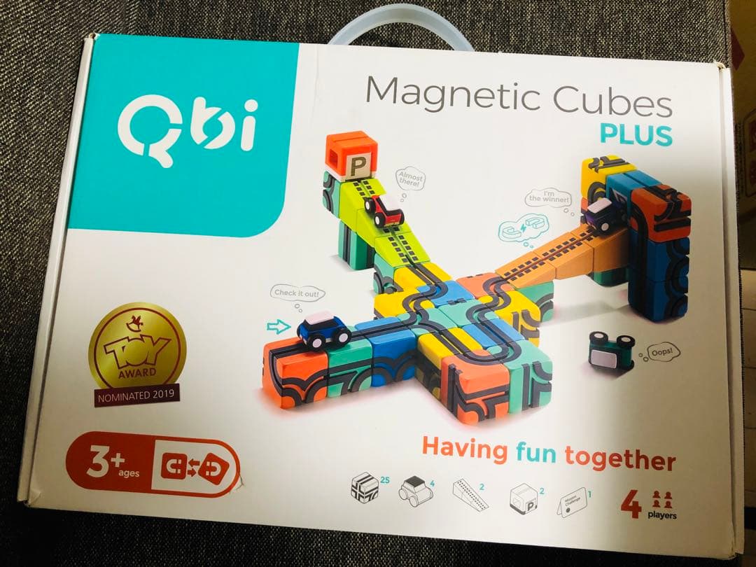 Qbi Magnetic Cubes PLUS 3歳以上