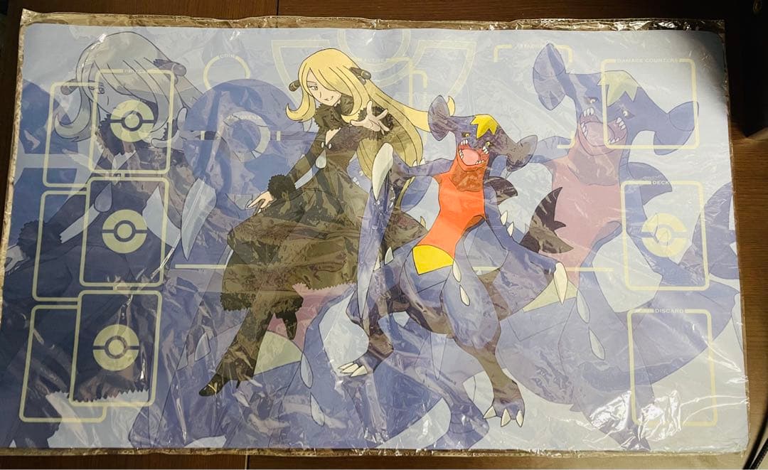 ポケモンカードゲーム シロナ ガブリアス プレイマット - メルカリ