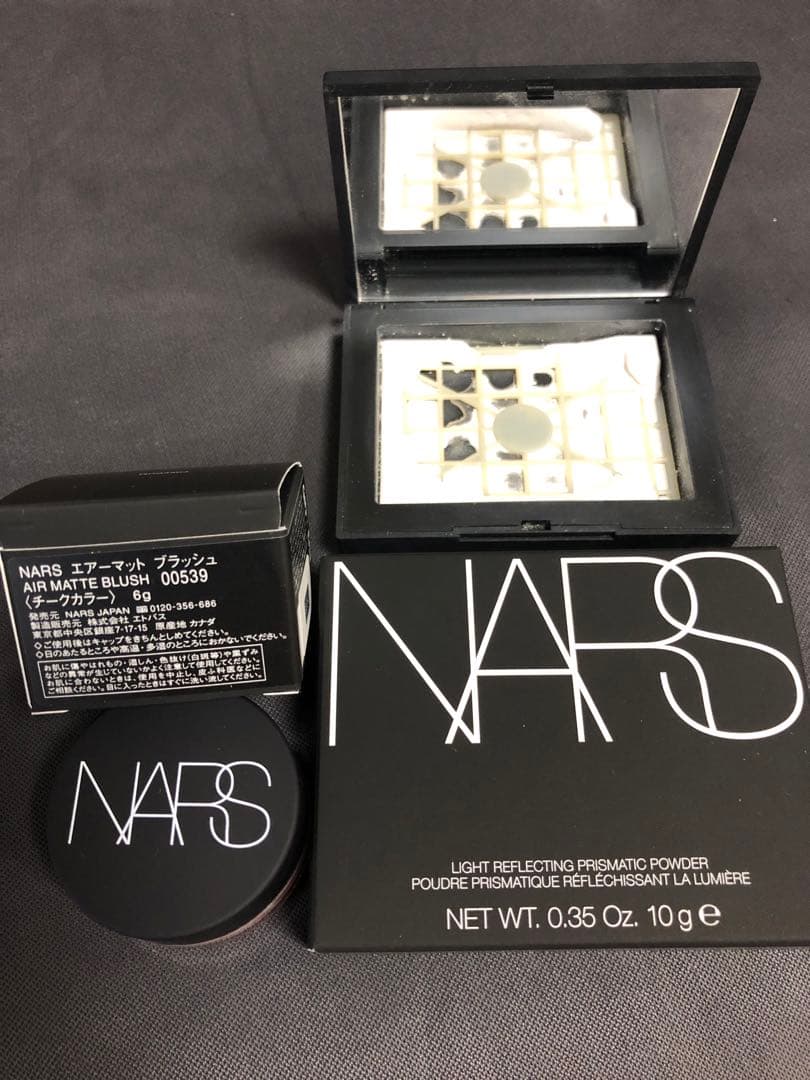 NARS ライトリフレクティングプリズマティックパウダー　02555