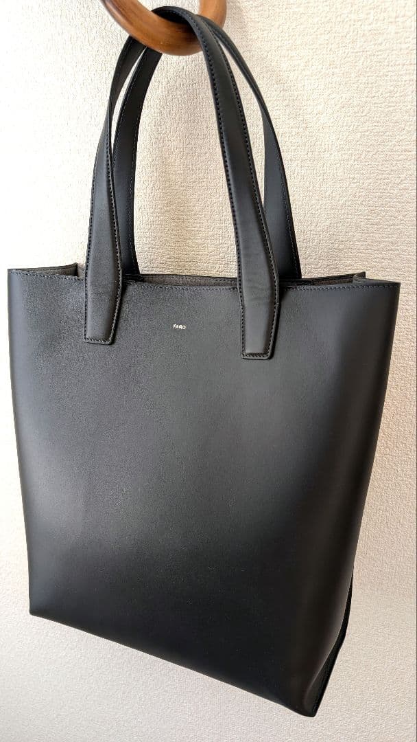 FARO Calma Tote Tall 未使用 FARO（ファーロ） トートバッグ Calma Tote Tall レディース メンズ