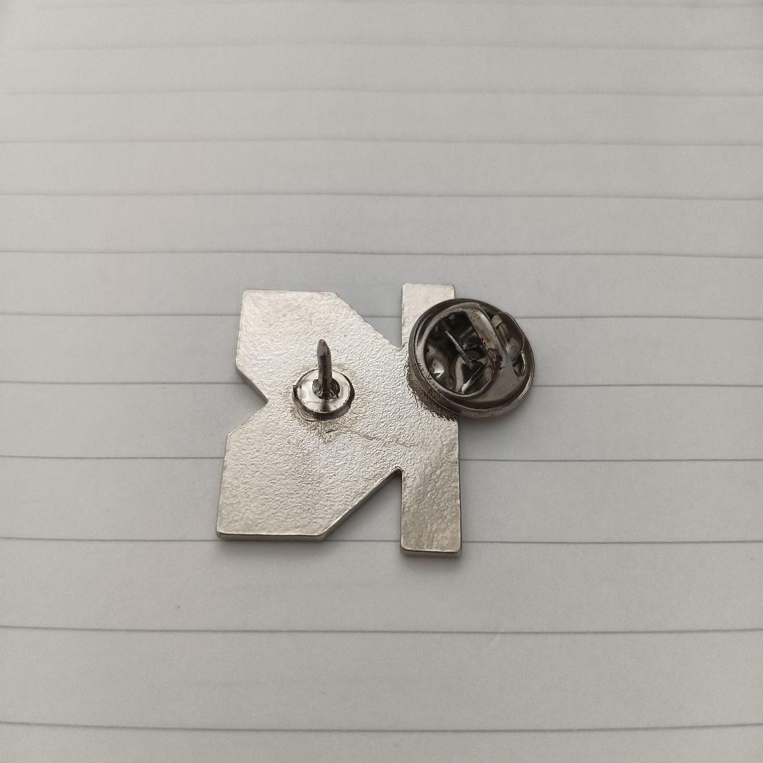 希少・非売品】大阪万博ルクセンブルクパビリオン、シルバーピンバッチ