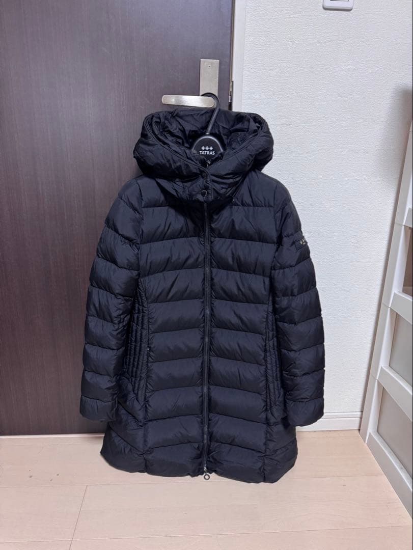 極美品　正規品　タトラス　ポリテアマ　レディース　ダウンコート