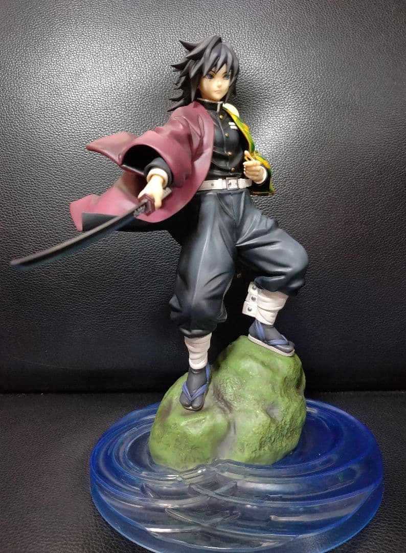 鬼滅の刃 冨岡義勇 G.E.M.シリーズ 1/8スケールフィギュア メガハウス