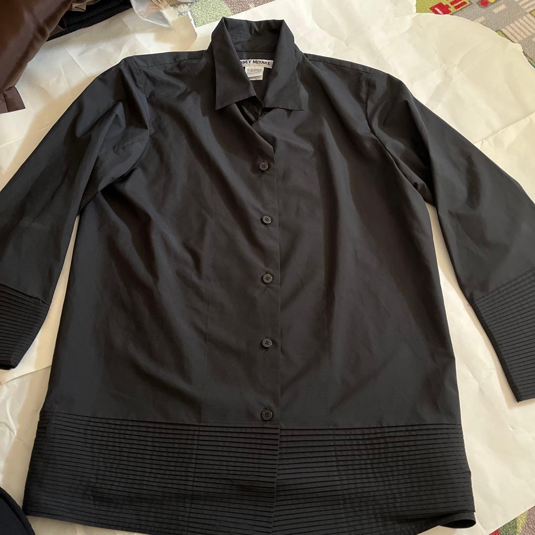 ISSEY MIYAKE ブラック 長袖シャツ