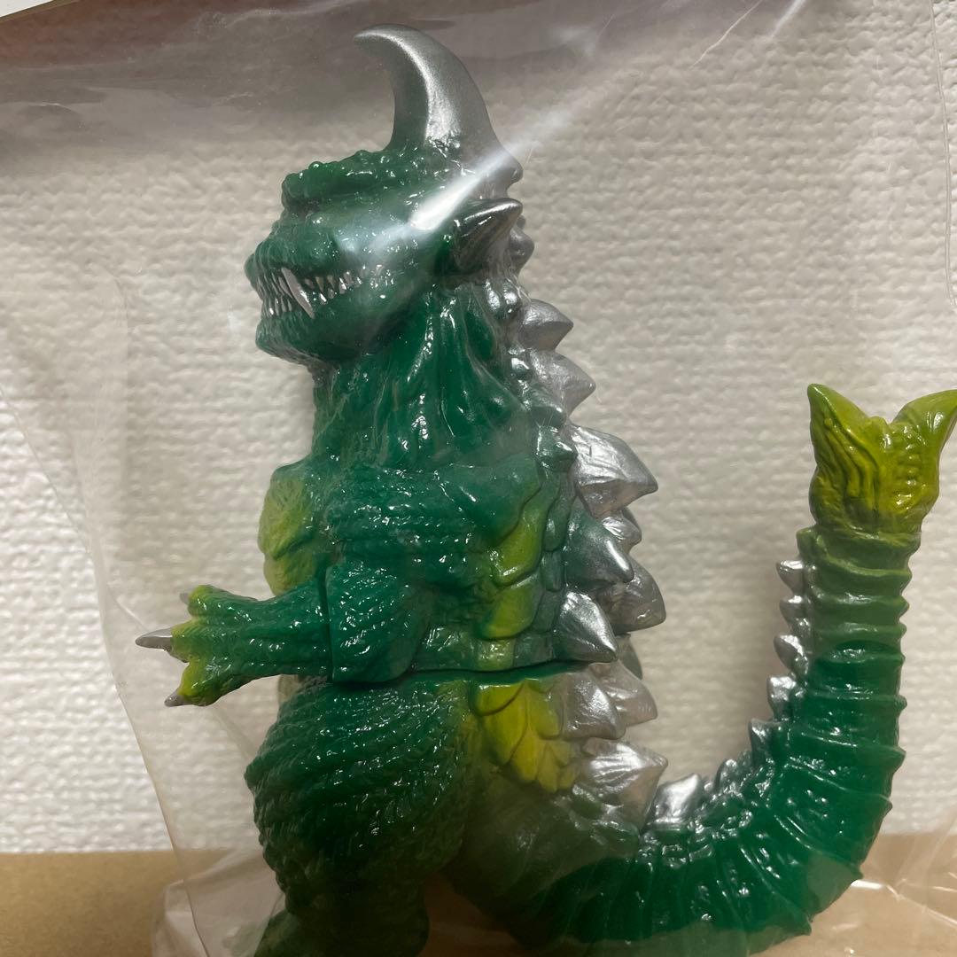 MAX TOY マックストイ ソフビ ゴメス シン・ウルトラマン oneup限定 maxtoy ゴメス グレー シン・ウルトラマン 新品未開封