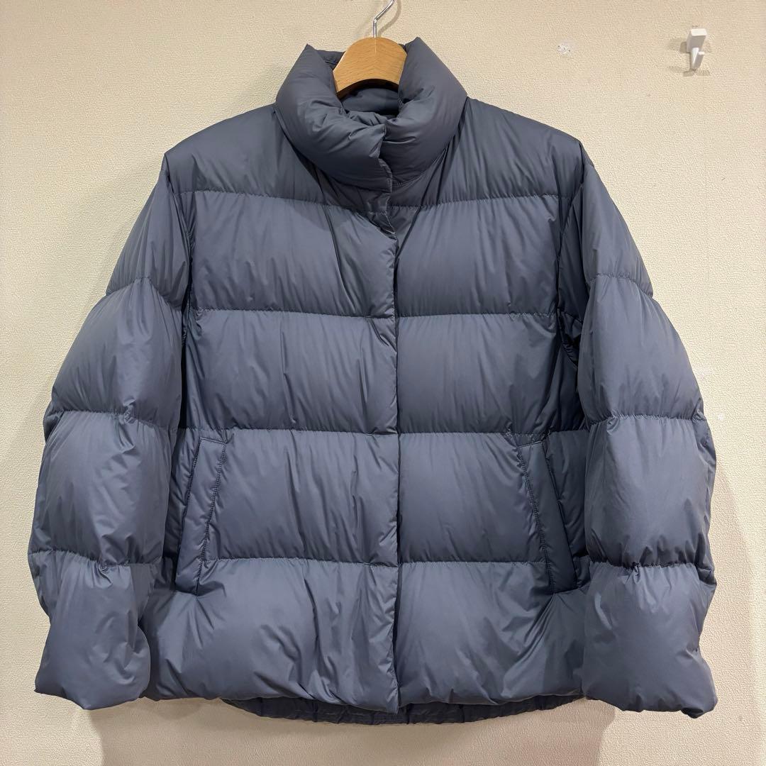 値下げ‼️】ユニクロ パウダーソフトダウンジャケット ブルー - メルカリ