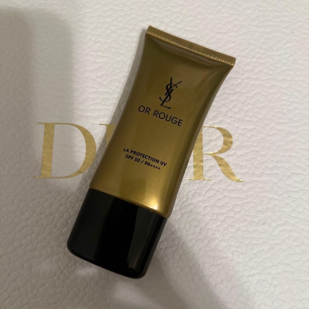 Yves Saint Laurent オールージュ UV50 30ml