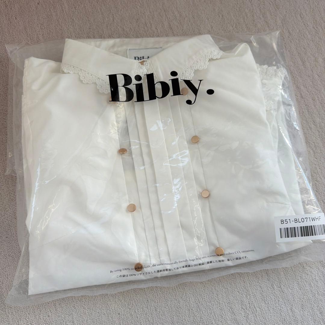 新品 ビビィ Bibiy. ブラウス CLAIRE BUTTONS BLOUSE - メルカリ