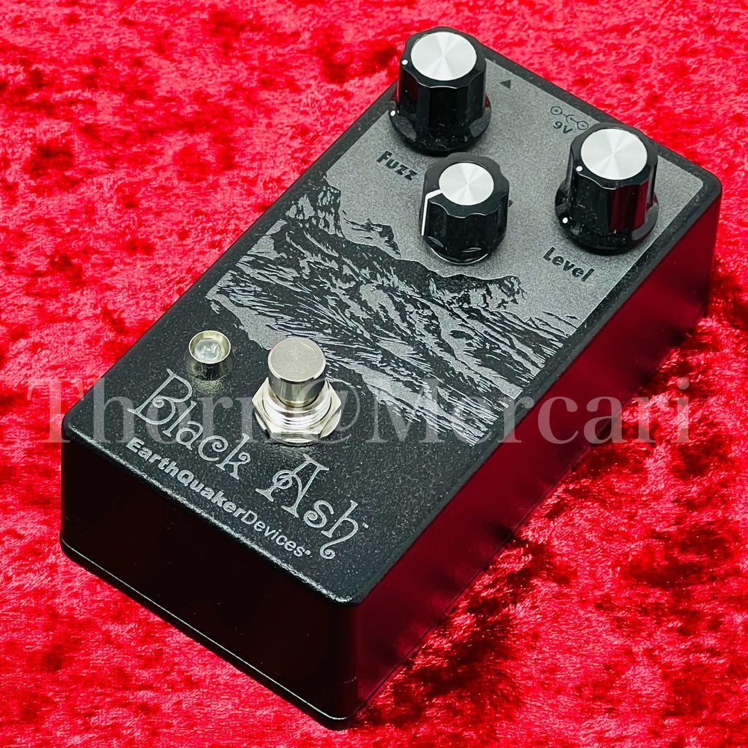 ギター EarthQuaker Devices Black Ash Black Ash — EarthQuaker Devices