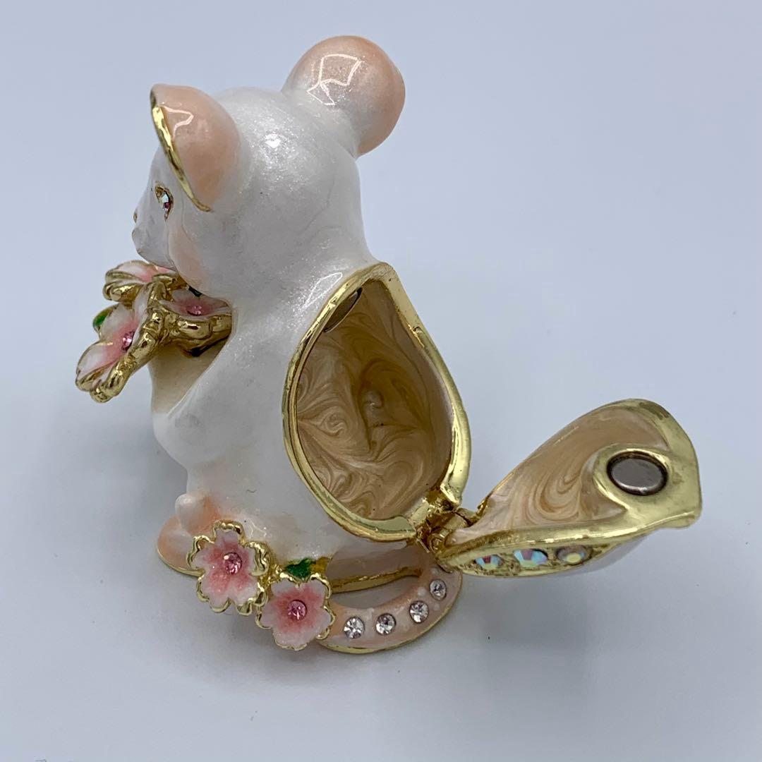 ピィアース はなねずみ 箱付き ジュエリーボックス 白ねずみ - メルカリ