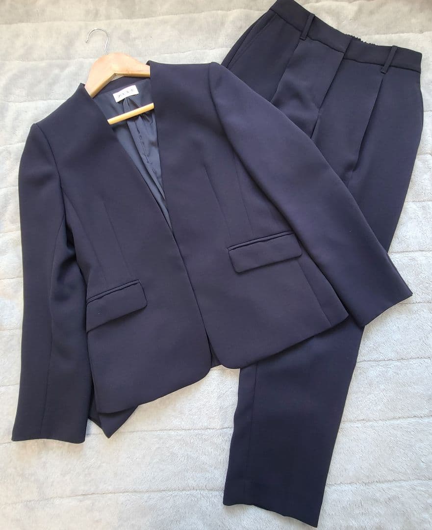 【試着のみ/美品】PLST セットアップ ノーカラー ネイビー M 洗える