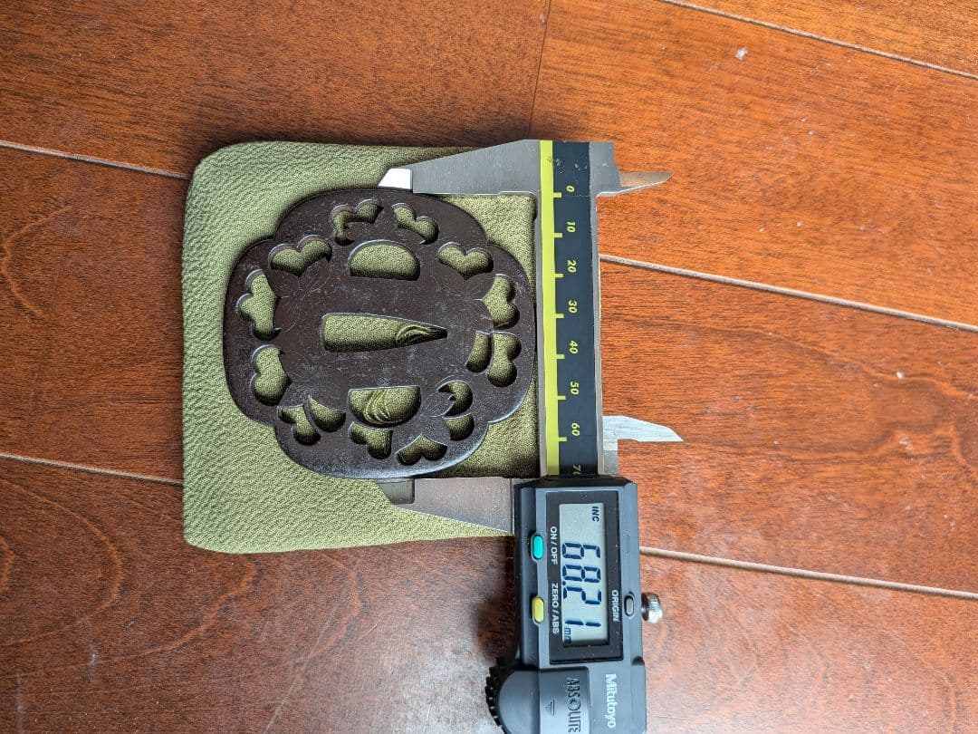 江戸時代 鉄製 肥後 桜花透鐔 保存刀装具 - メルカリ