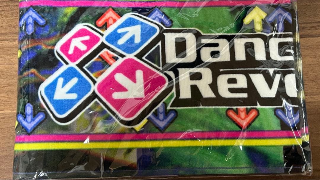 ダンスダンスレボリューション　ヴィレヴァン　コラボ　マフラータオル