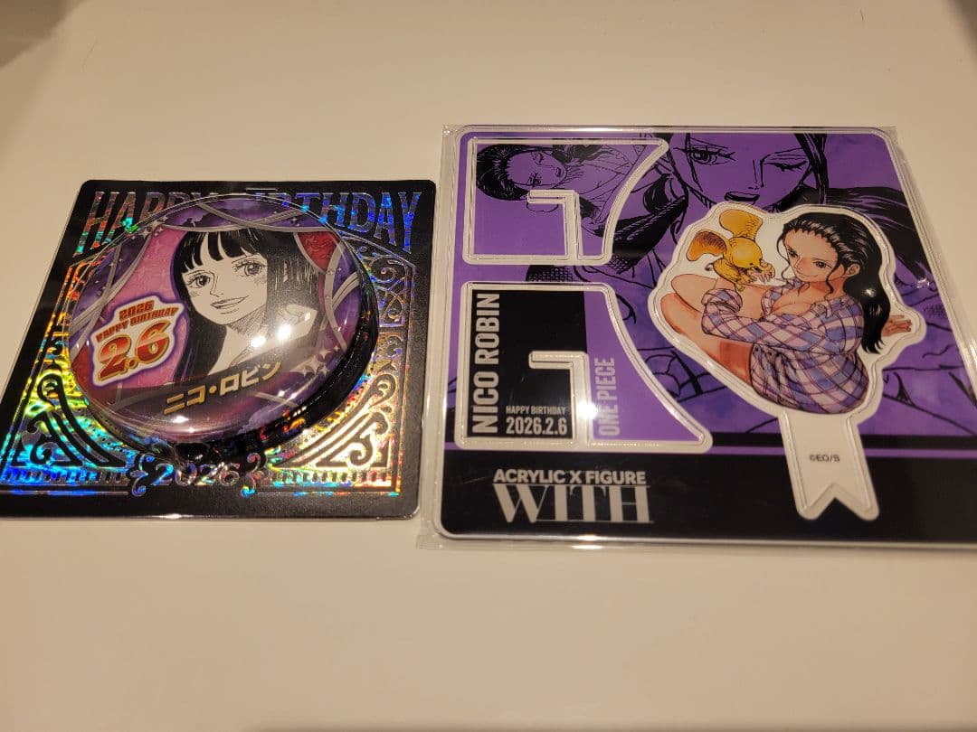 ONE PIECE バースデイアクリル“X”フィギュア 缶バッジ ロビン - メルカリ