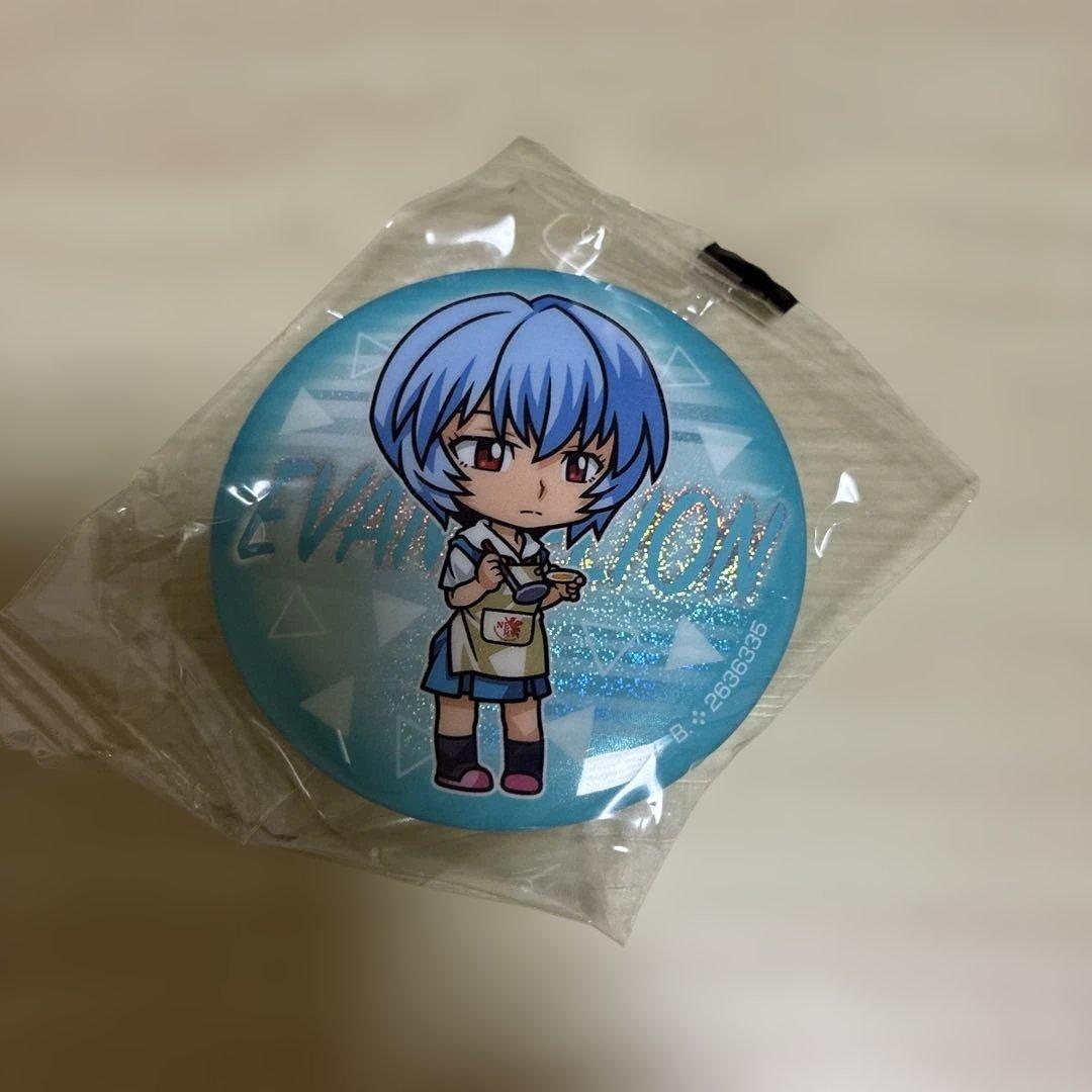 エヴァンゲリオンあそーと05 綾波レイ 缶バッジ - メルカリ