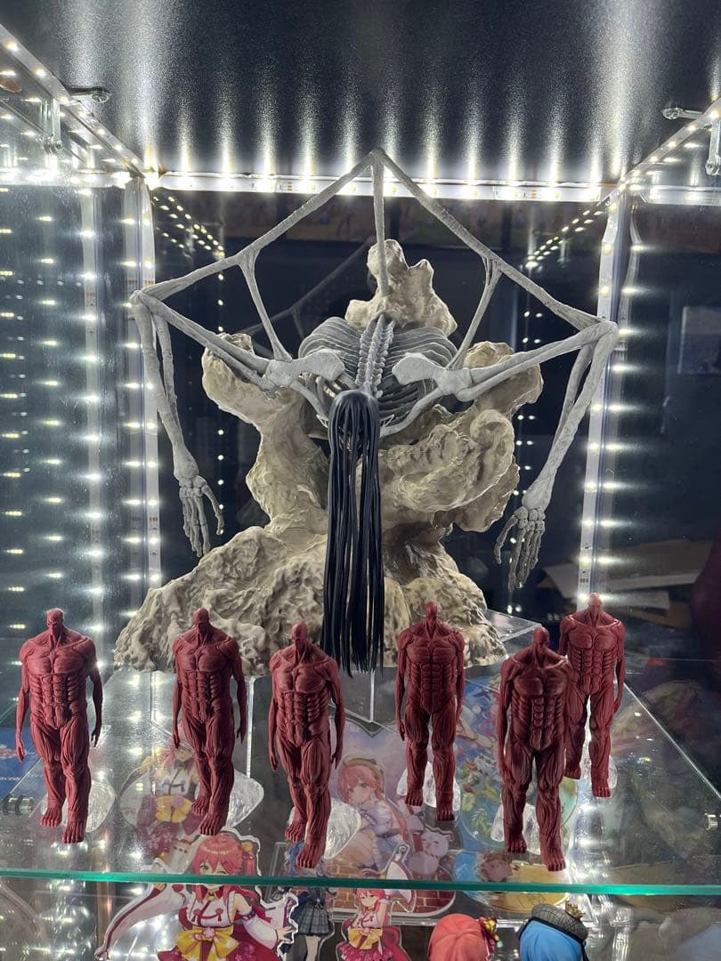 シ*ー様 【箱あり】進撃の巨人 一番くじ ラストワン賞 終尾の巨人