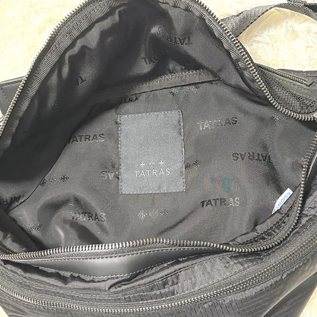 極美品】タトラス メルジ ボディバッグ ウエストバック ロゴプレート
