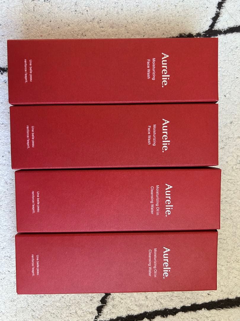 Aurelie クレンジングオイル 4本セット Amazon | Aurelie オレリー クレンジングウォーター 150ml MEGUMI