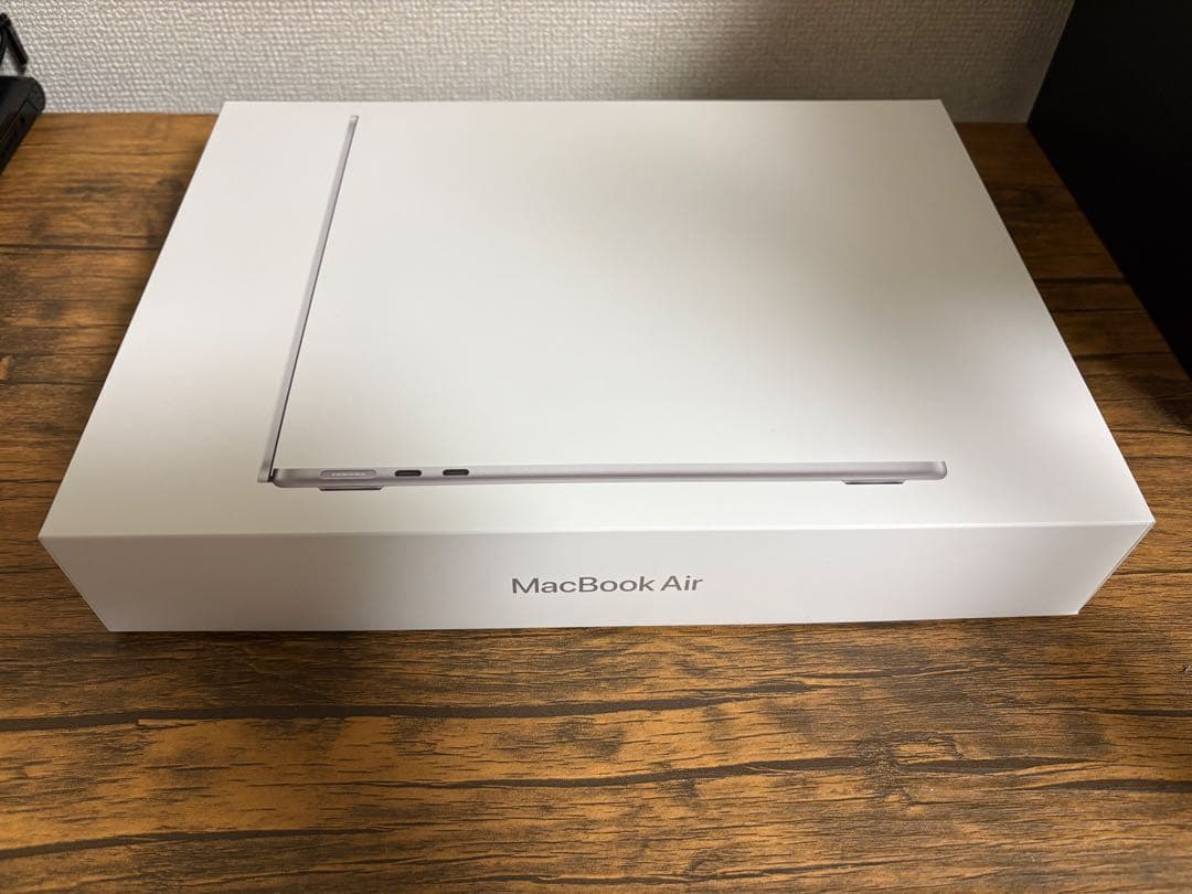 Apple MacBook Air 13インチ M4 16GB 256GB