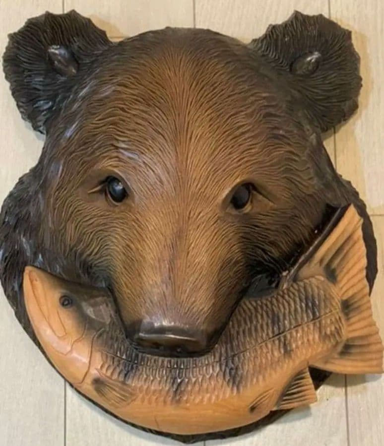 木彫りの熊　壁かけ