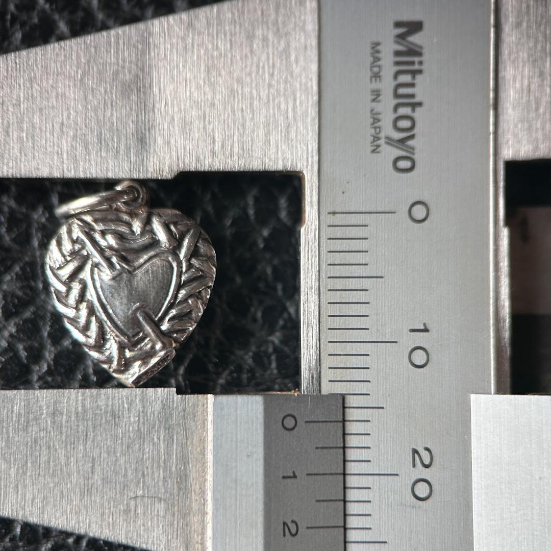 スウィートハートジュエリー WW2 シルバー ピアスハートチェーン模様