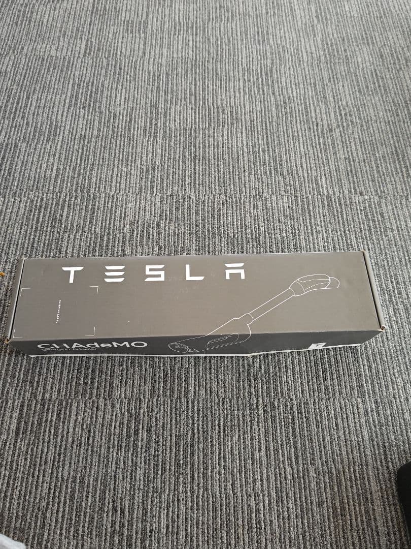 数回のみ使用」テスラ チャデモ アダプター tesla CHAdeMO - メルカリ
