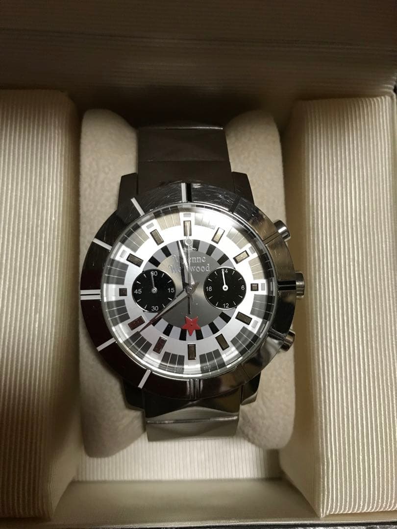 電有 Vivienne Westwood VW-2049 ヴィヴィアン 腕時計