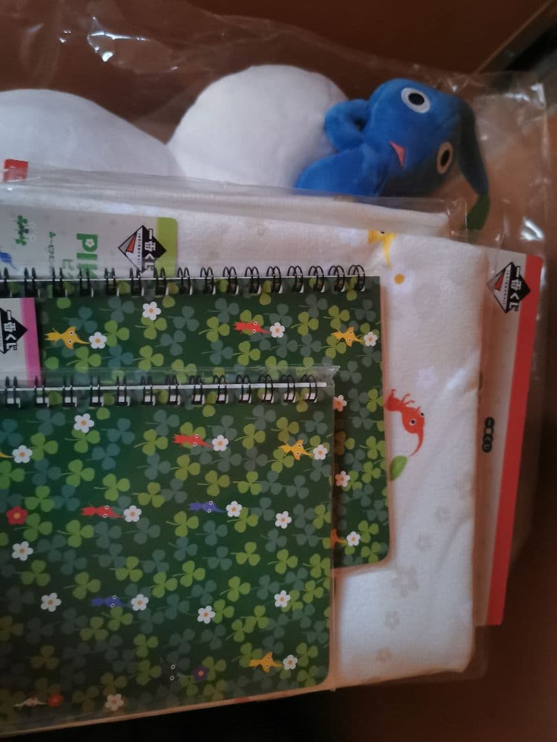 ピクミン一番くじ A賞B賞 ラストワン賞 お花のクッション ノート2冊付き