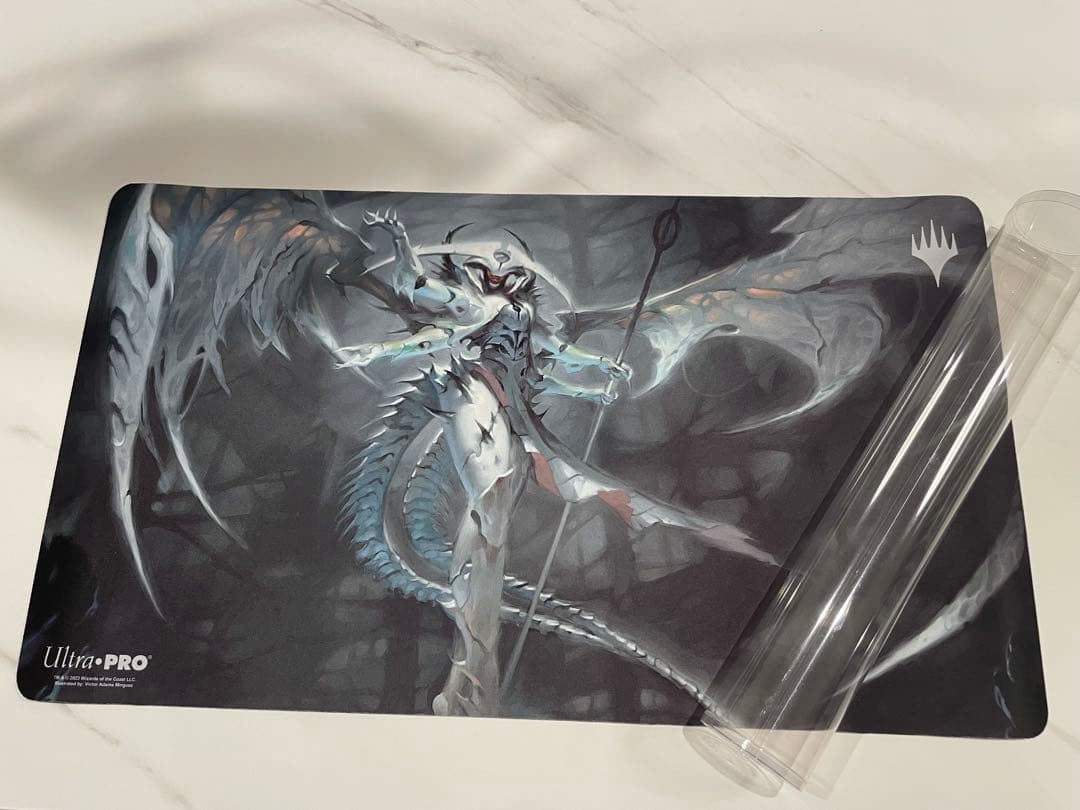 Ultra PRO マジック：ザ・ギャザリング プレイマット アトラクサ