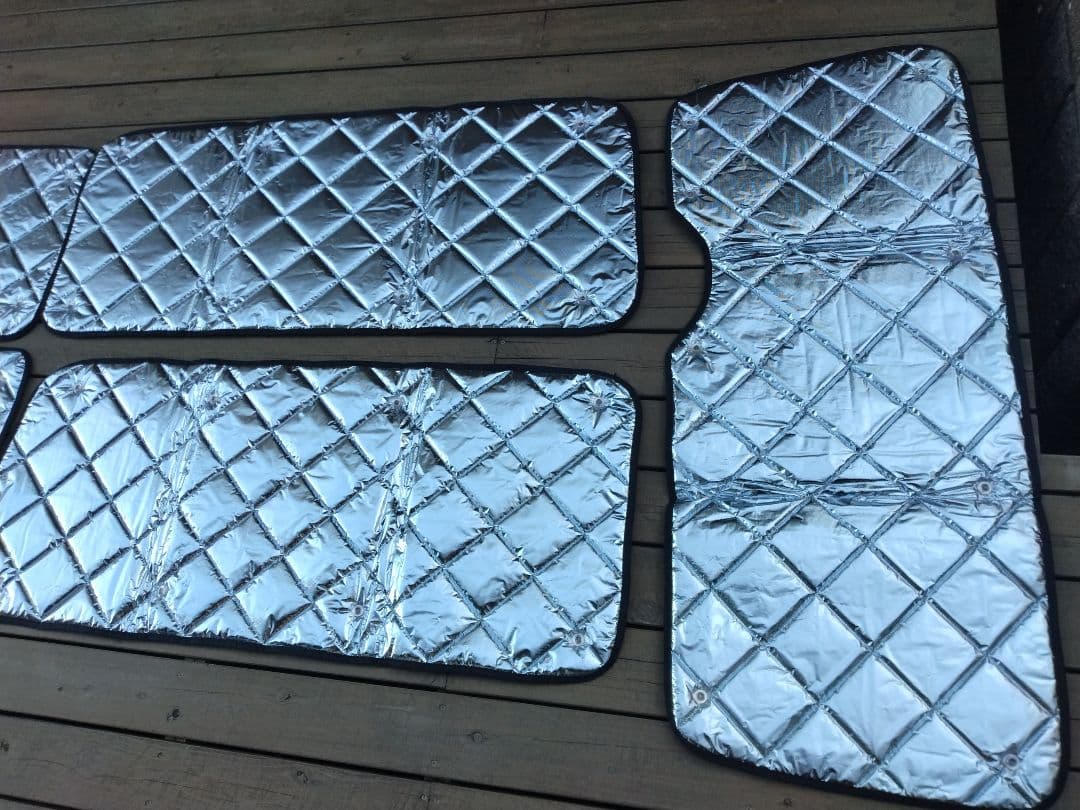 ハイエース　アイズ　AIZU マルチシェード