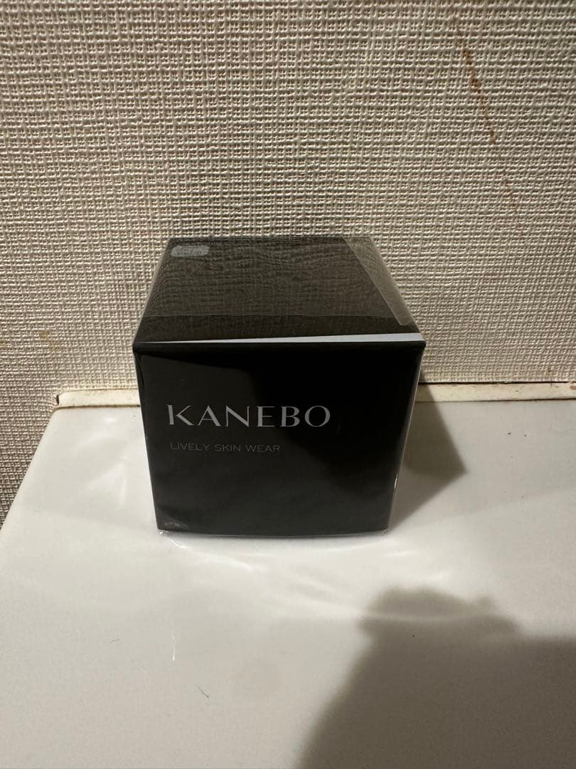 KANEBO ライブリースキンウェアⅡ 125 petal