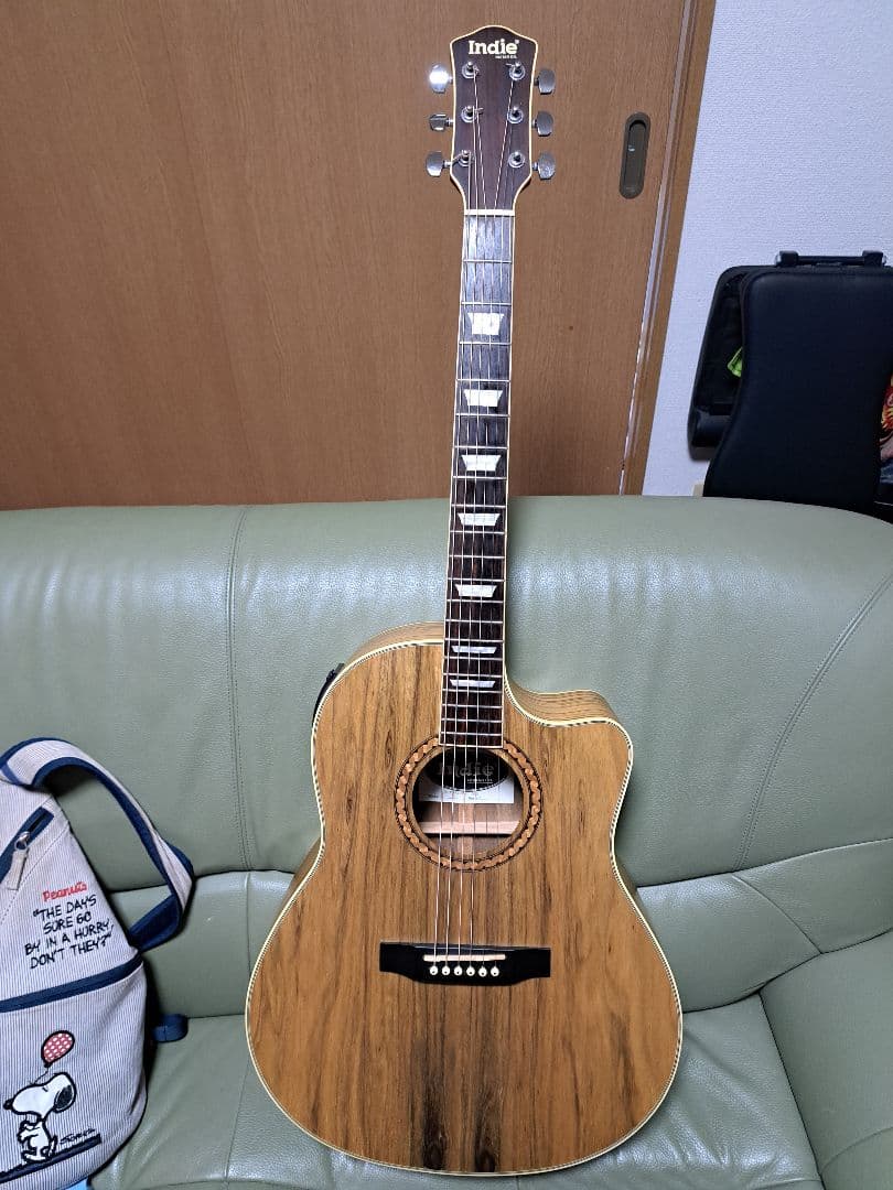 Indie エレクトリックアコースティックギター(生産終了品)ソフトケース付き