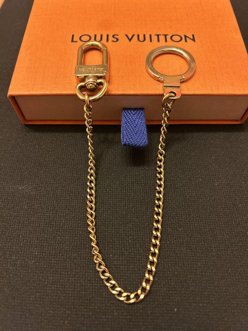 LOUIS VUITTON ゴールド キーホルダー
