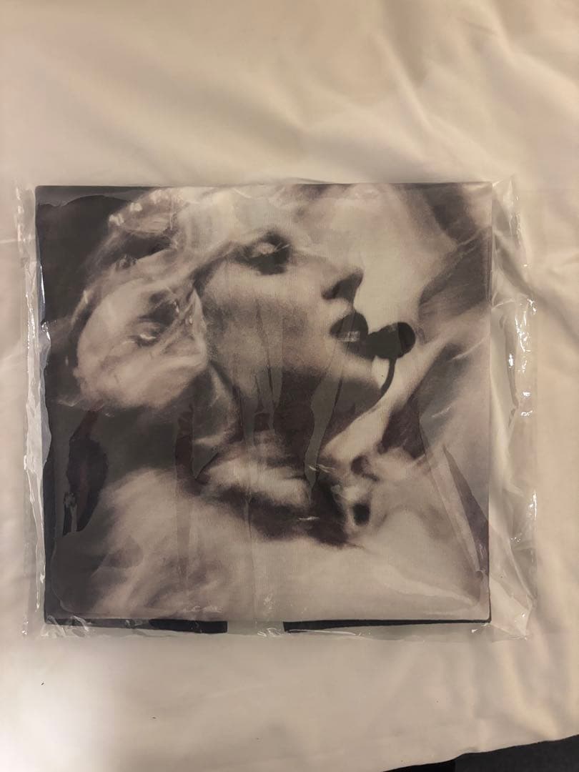 U*り様 レディーガガ　VIP gold グッズ　未開封