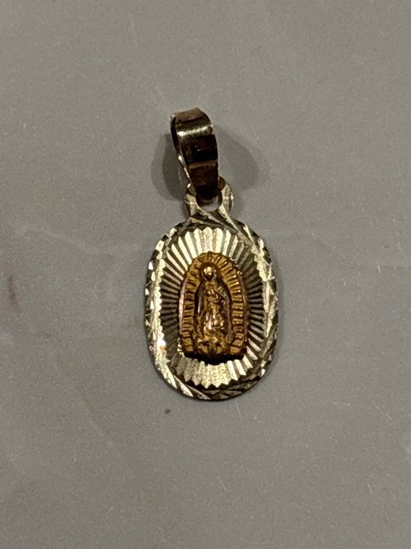 avalanche ゴールド　ペンダントトップ