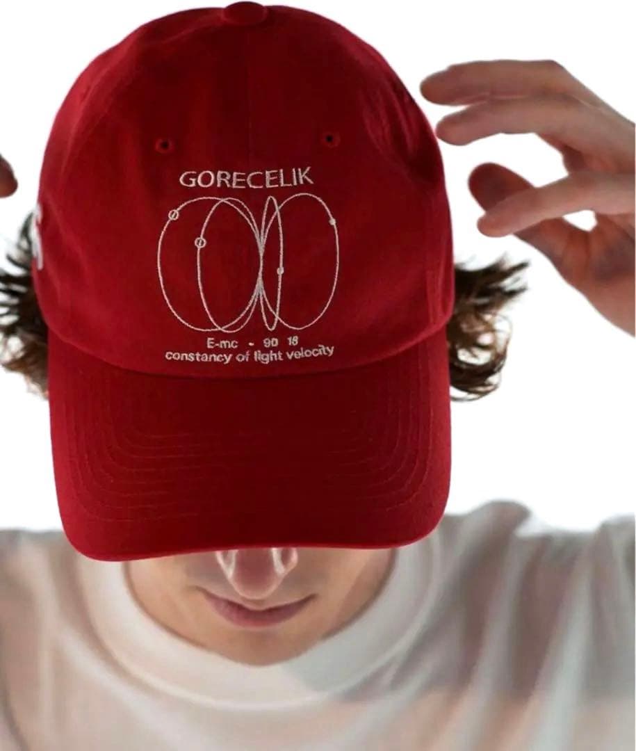 GADID ANONIEM RUUD/ RED キャップ