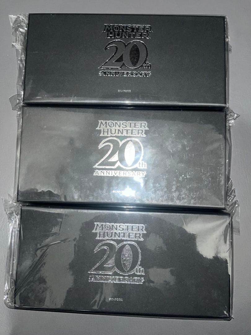 カプコンカフェ×MH20th モンハンピンズセットA・B・Cセット CAPCOM STORE ANNEX（KOBE)】 「# モンスターハンター20周年