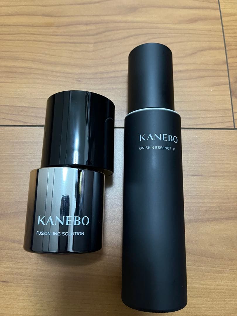 カネボウ フュージョニング ソリューション& オンスキンエッセンスF セット