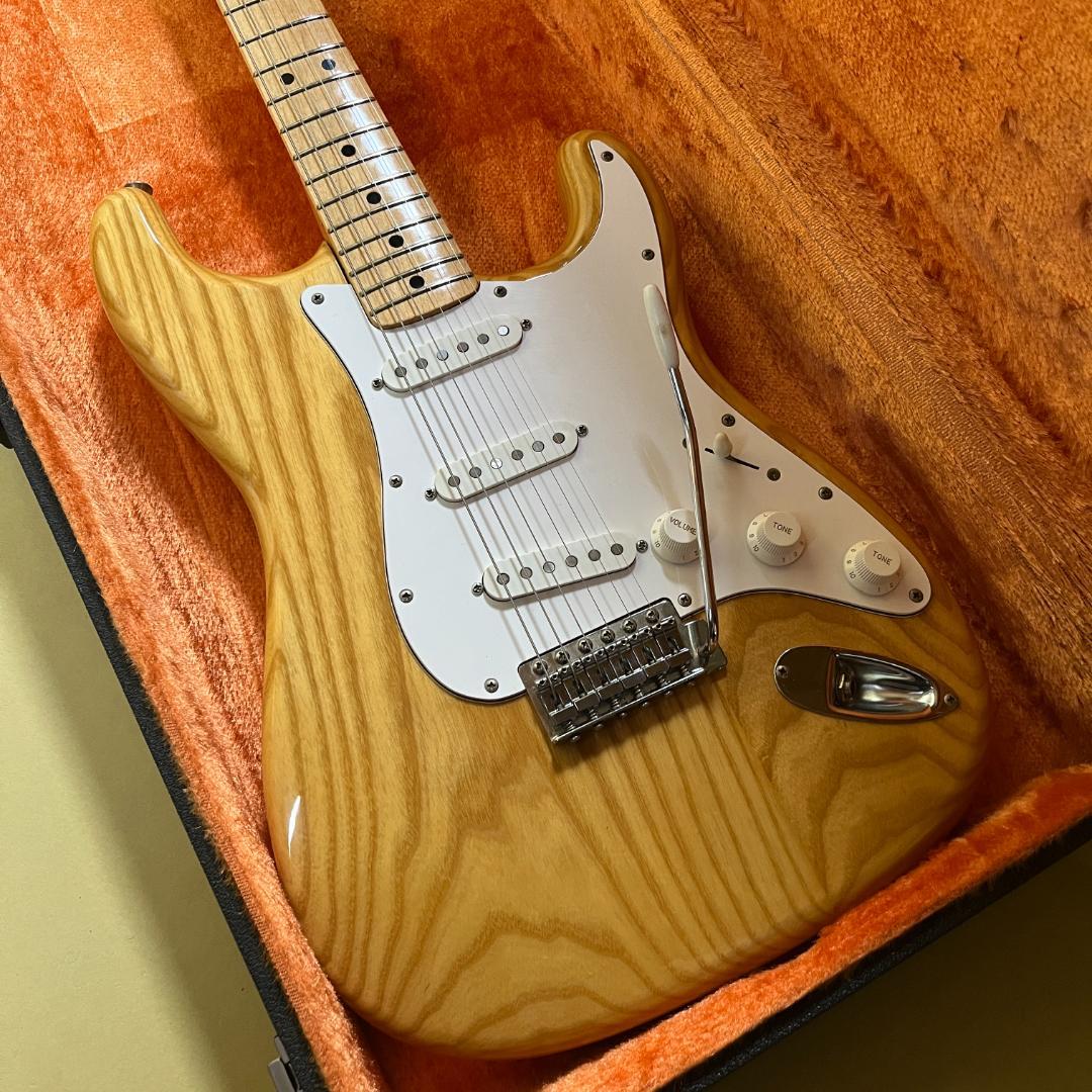 Fernandes FST-75 石ロゴ 1970年代 ストラトキャスター Fernandes FST-75 石ロゴ 1970年代 ストラトキャスター - メルカリ