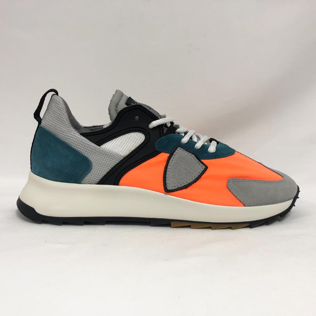 ○★新品未使用　PHILIPPE MODEL　ROYAWP　グレー　25.5cm