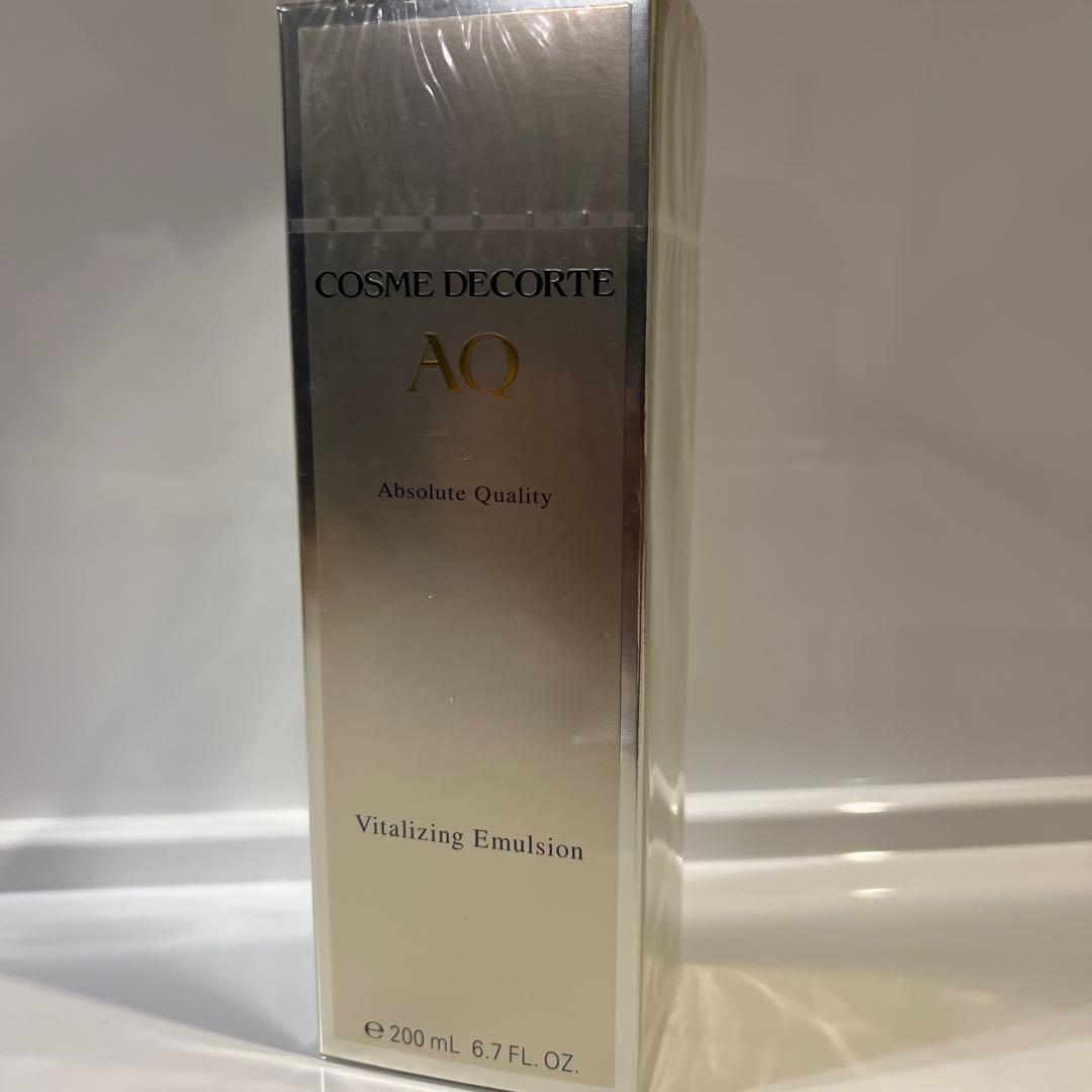 ✨新品未使用✨コスメデコルテAQバイタライジング　エマルジョン〈乳液〉