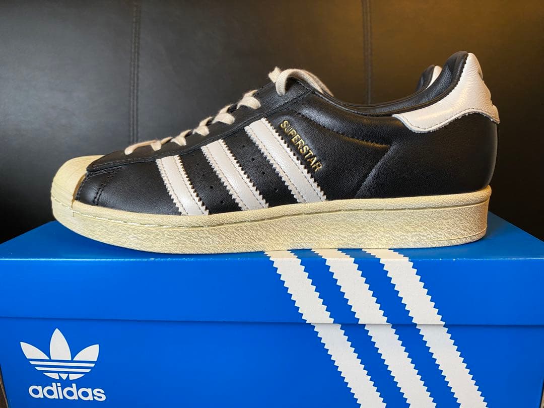adidas superstar fv2832 希少 - メルカリ