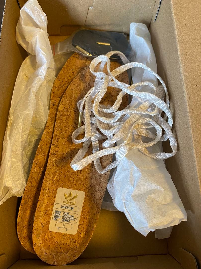 adidas superstar fv2832 希少 - メルカリ