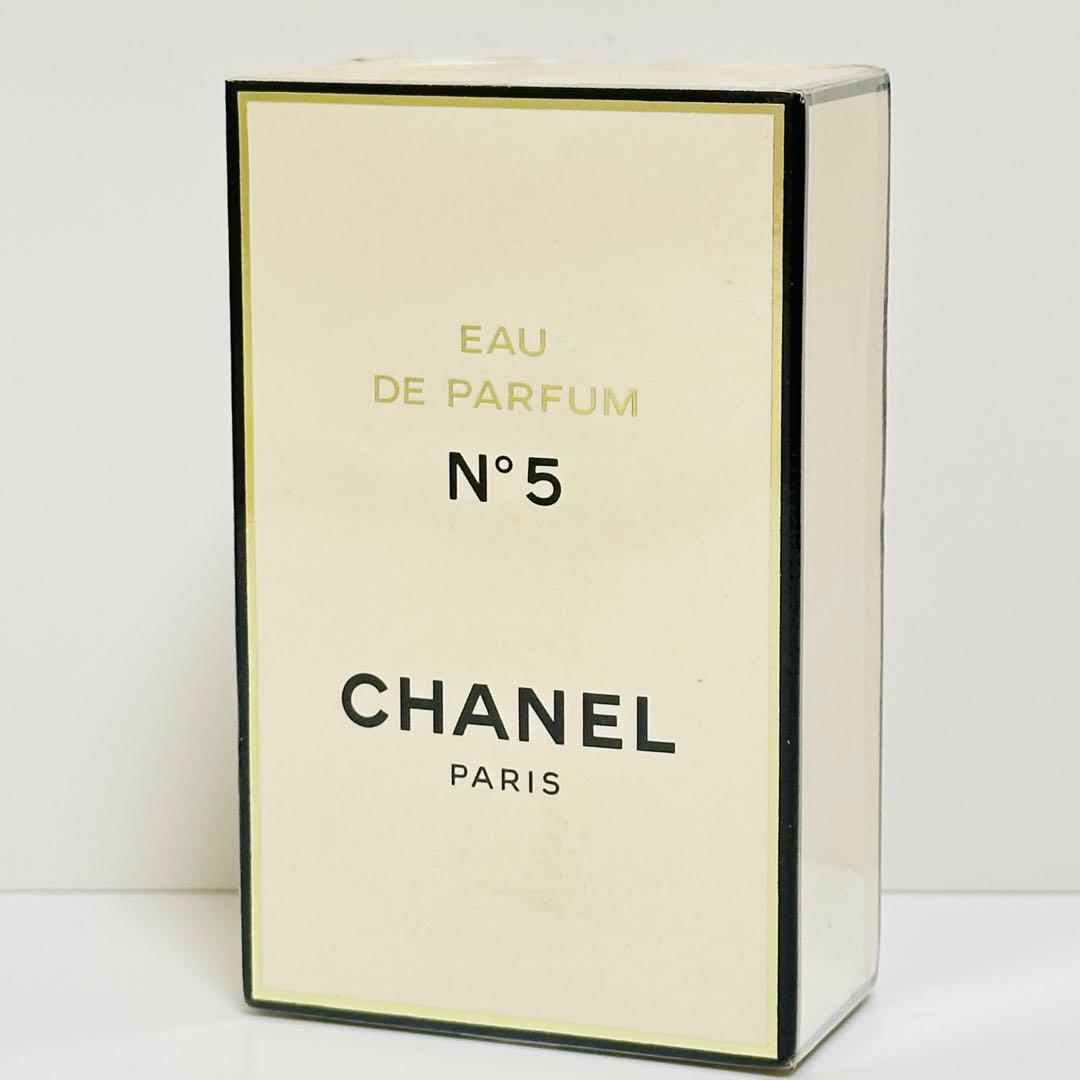 新品未開封　CHANEL シャネル　N°5 オードパルファム 香水　50ml ②
