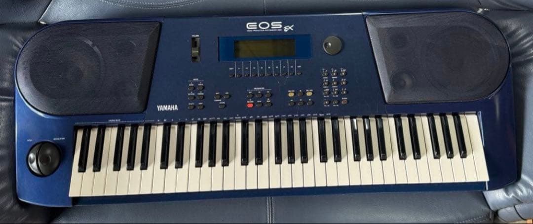 シンクビート シンセサイザー Behringer Pro-16 | 伝説シンセ Prophet-5 のクローンモデル