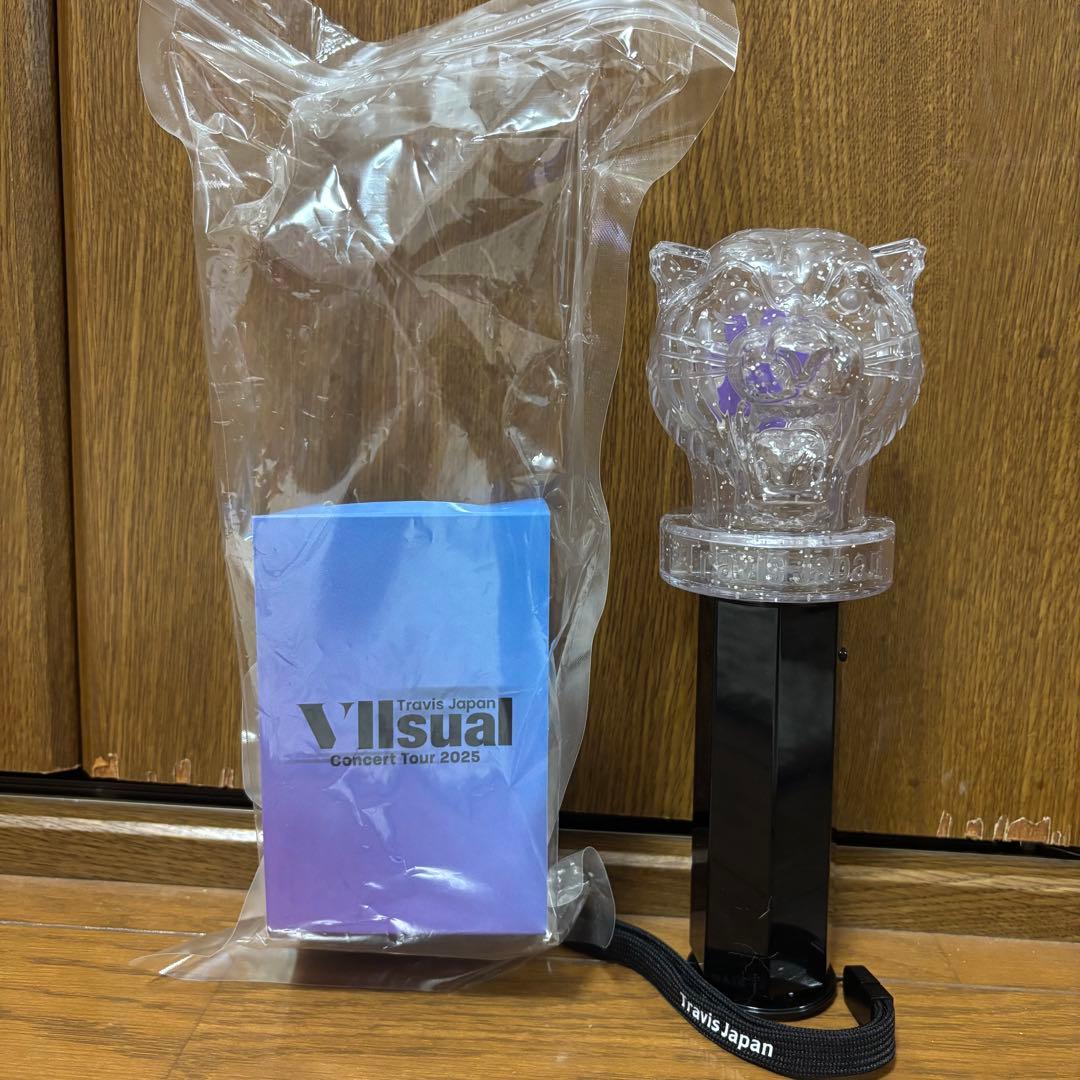 Travis Japan VIIsual 2025 ペンライト - メルカリ