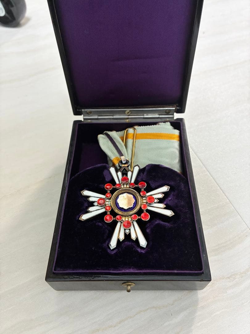 勲三等瑞宝章 - メルカリ