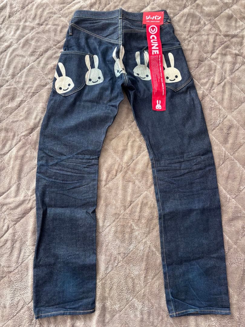 CUNE デニム　5連うさぎ cune 【希少・美品】デニムハーフパンツ デニム ジーンズ 5連 うさぎ